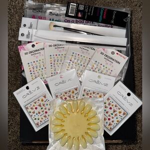 Crème 3D Nail Decoration Set
